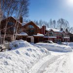 hebgementh-mont-sainte-anne-chalet-5-exterieur-hiver